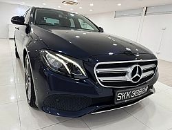 Mercedes Benz E200 AVG R18 LED 2016 LED 360CAM Newfacelift Blue